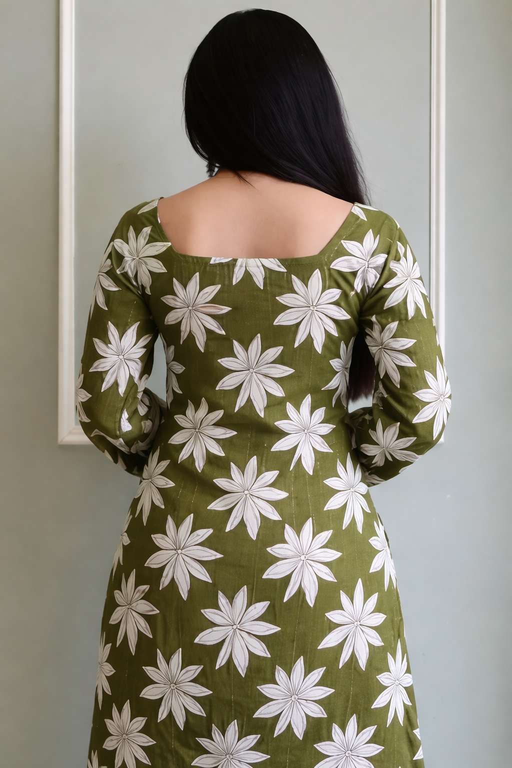 Floral Nova Women Green Floral Printed Cotton Short Kurti Top | Boat Neck Casual Long Sleeve Tunic for Daily Wear